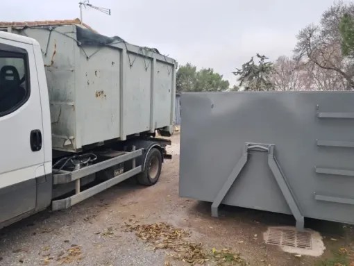 Rotation de benne 10m³ végétaux à Balaruc, Mèze, FRTP